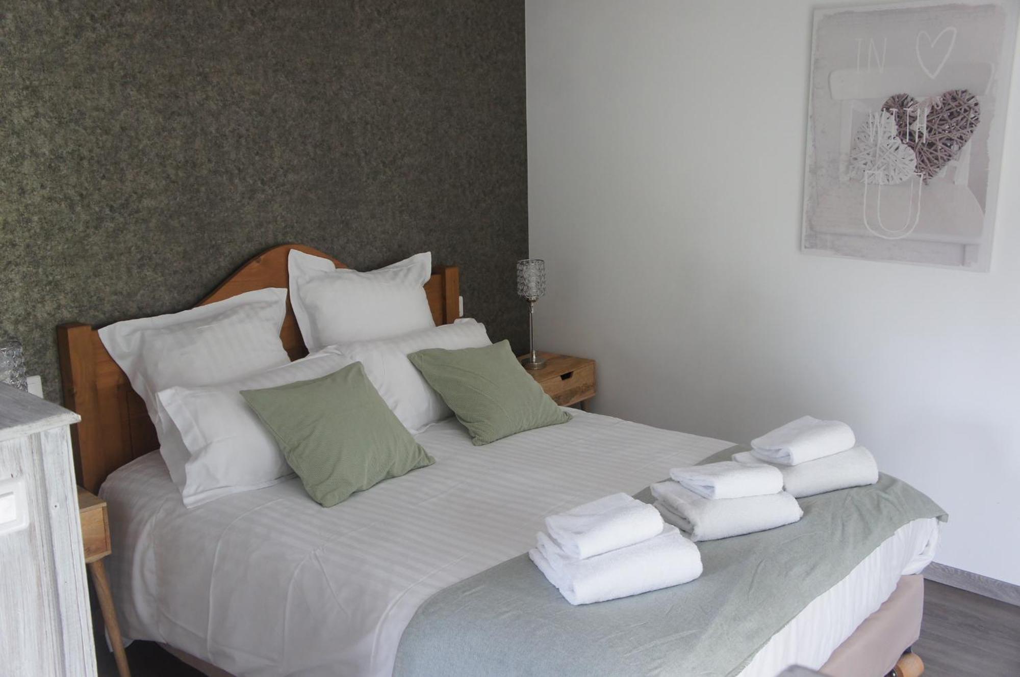 Logis Hotel Auberge De Cartassac Cressensac-Sarrazac Luaran gambar