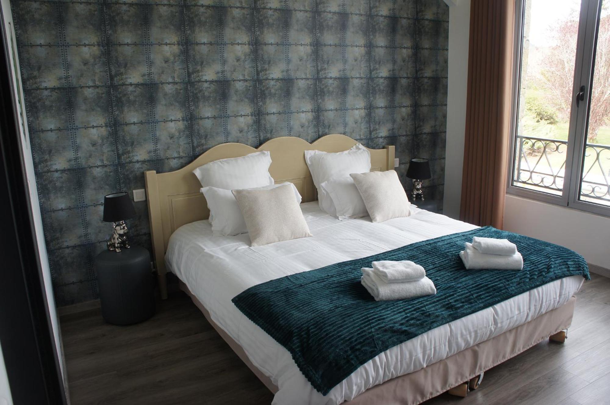 Logis Hotel Auberge De Cartassac Cressensac-Sarrazac Luaran gambar
