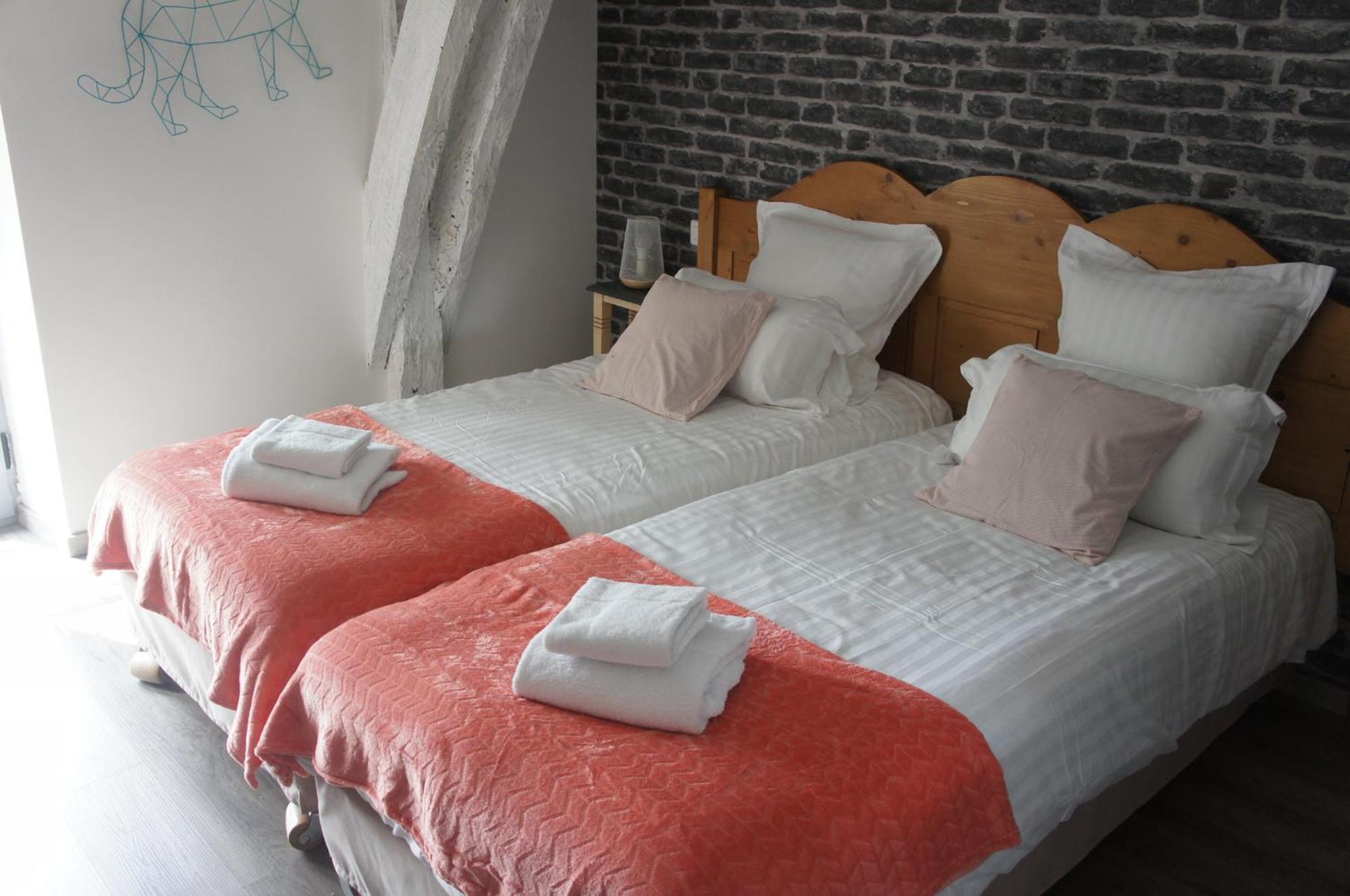 Logis Hotel Auberge De Cartassac Cressensac-Sarrazac Luaran gambar