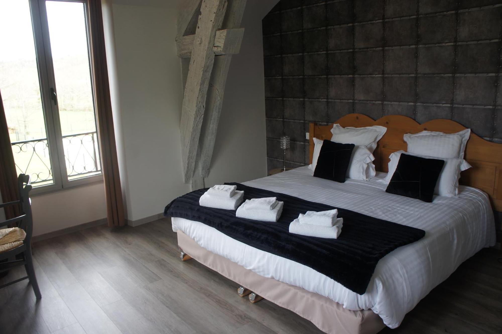 Logis Hotel Auberge De Cartassac Cressensac-Sarrazac Luaran gambar
