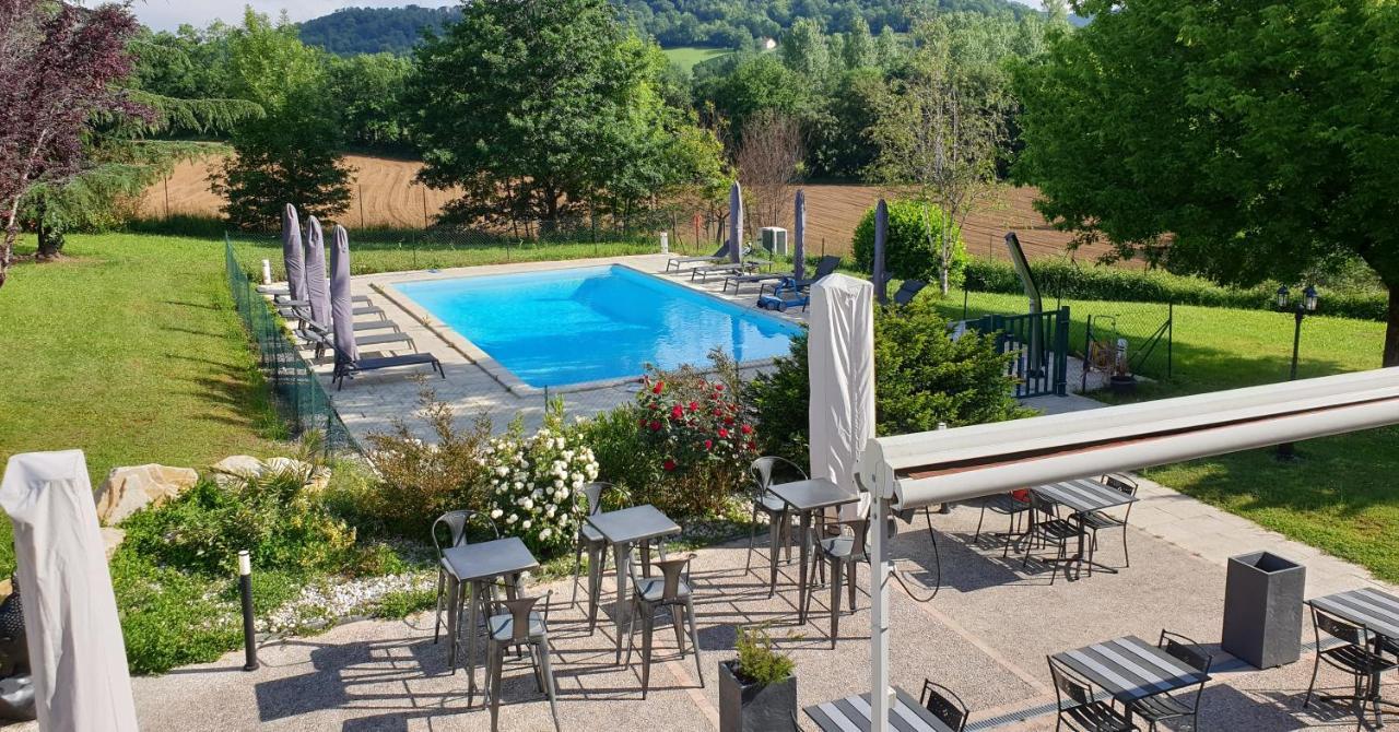 Logis Hotel Auberge De Cartassac Cressensac-Sarrazac Luaran gambar